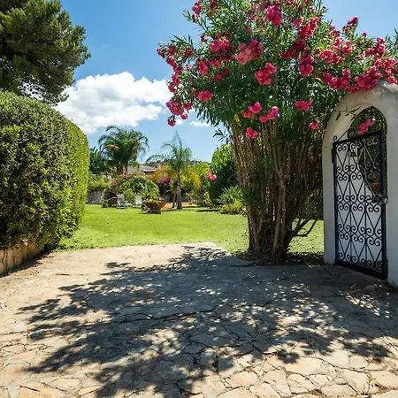 Villa Simius 펜션 *