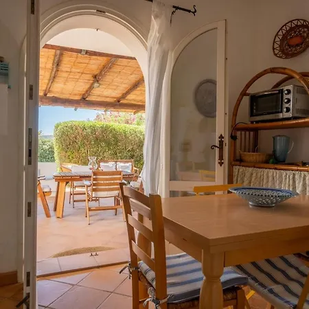 펜션 Villa Simius *
